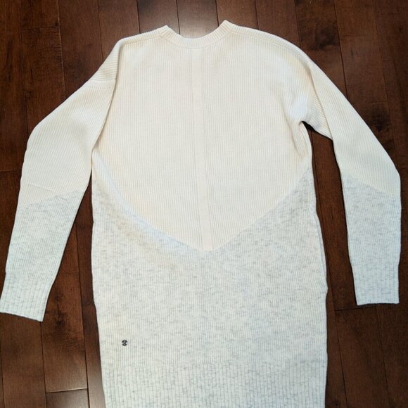 Lululemon women's sweater dress in size XS - Picture 5 of 13